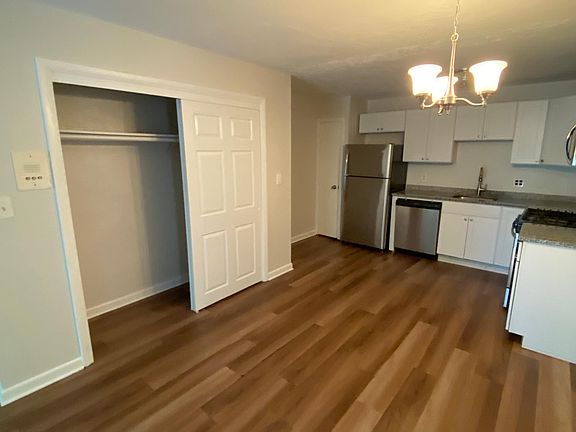 5th image of 50 Francis St APT 24