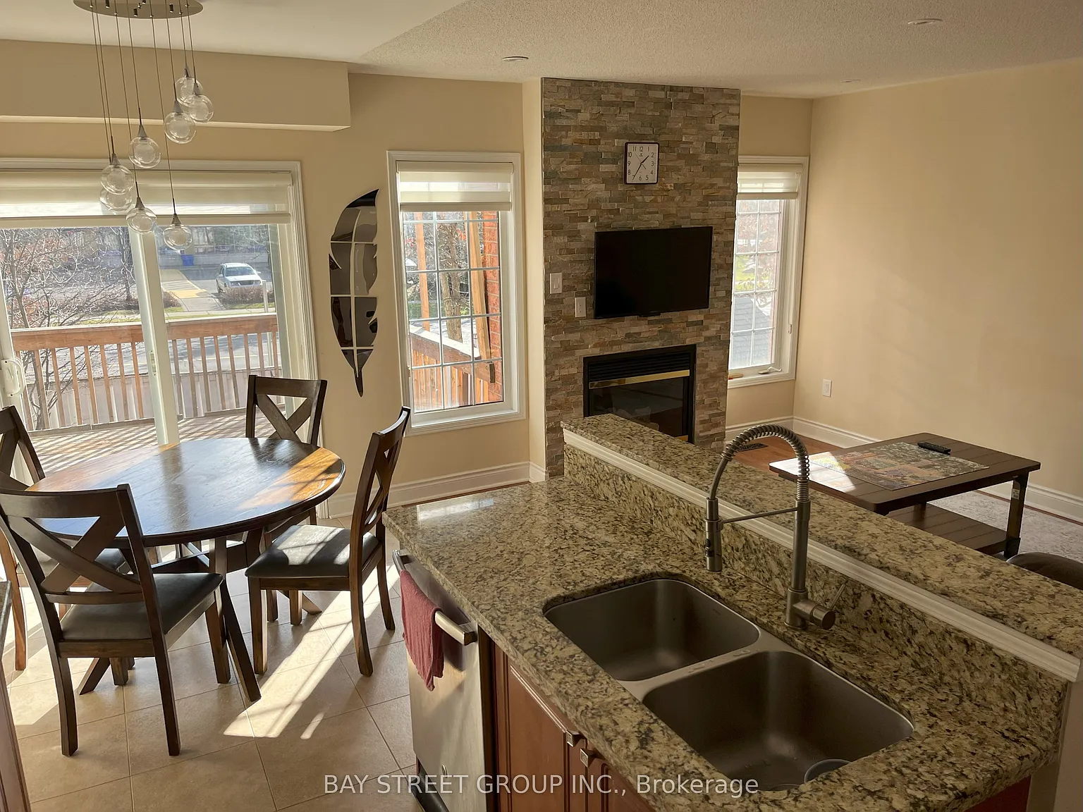 1 bed, $1,200 — Photo 2