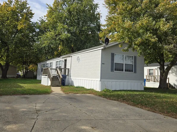 1868 Kathy St, Greenwood, IN 46143