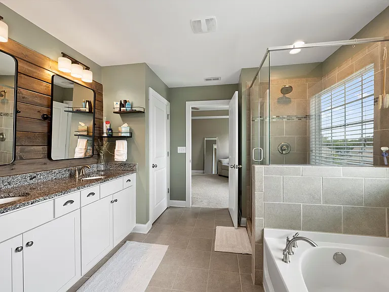 130 Carolina Ash Ln — Photo 32
