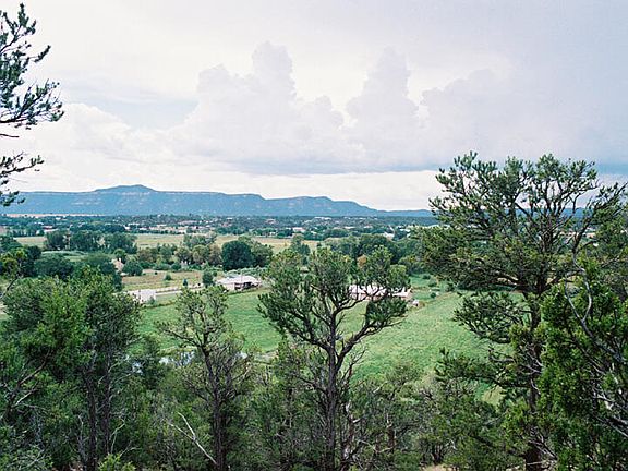 3rd image of B51 & Cow Creek Rd #0