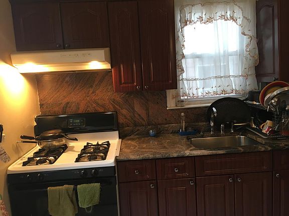 4th image of 91-12 247th St