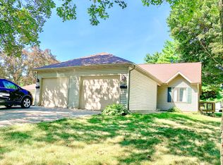 1226 S 3rd St, Watertown, WI 53094