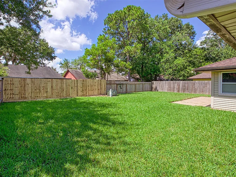 3519 Saratoga Dr — Photo 17