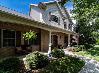 51132 Covington Shores Dr, Granger, IN