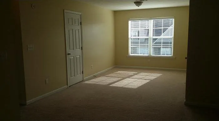 3 bed, 1720 sqft, $1,650 — Photo 4