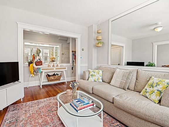 3rd image of 2 Hazel St APT 10