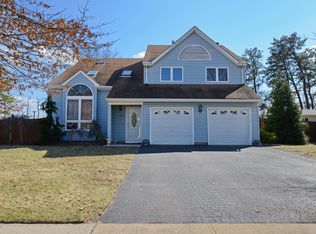 500 Alexander Rd, Brick, NJ 08724