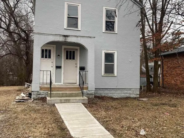 218 W Jefferson St, Clinton, MO 64735