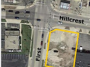 1020 N 1st St, Dekalb, IL 60115