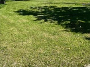 112 W 10th St, Morris, MN 56267