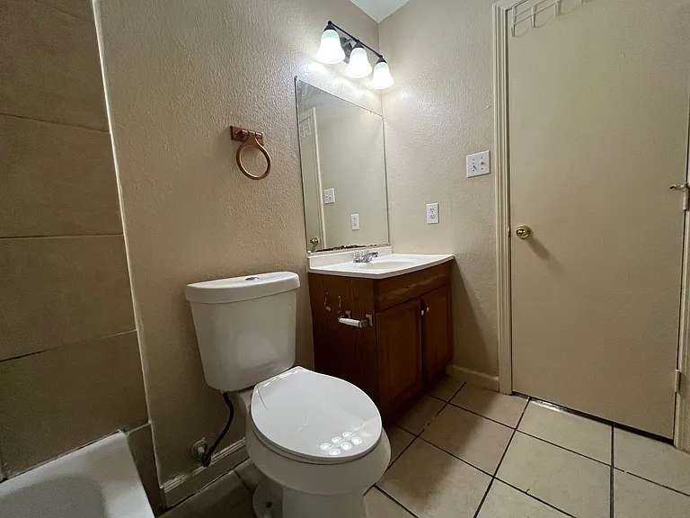 5202 Fountain Lake — Photo 30