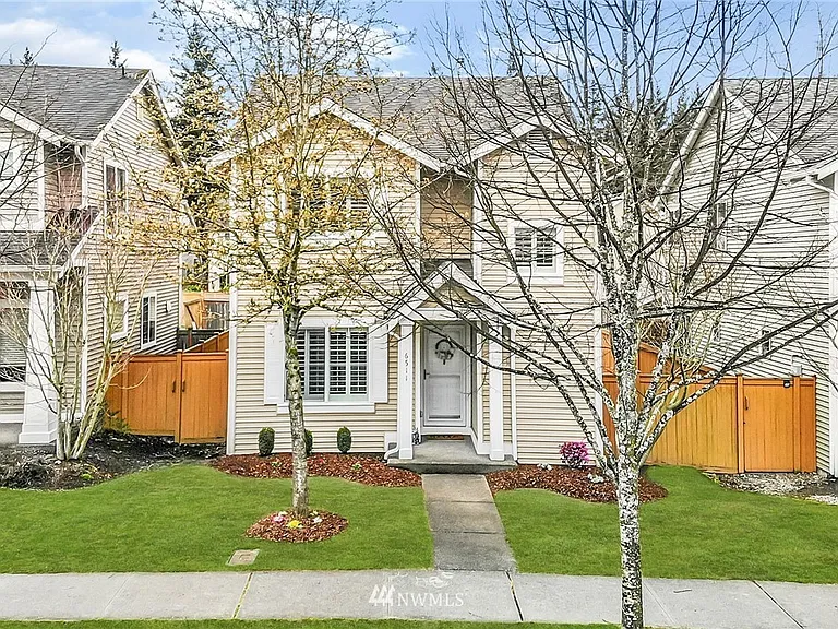 6511 Douglas Ave SE — Photo 2