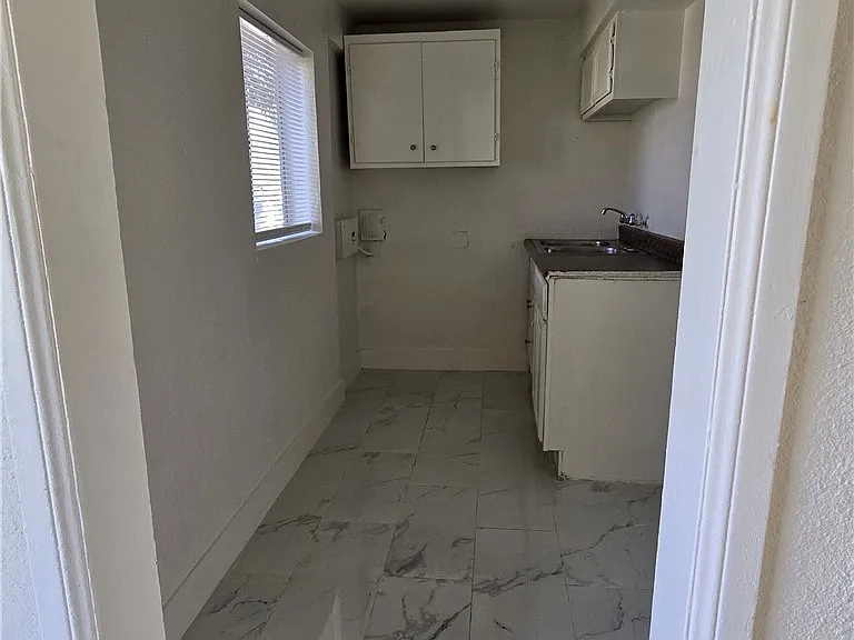12226 Valley Blvd — Photo 3