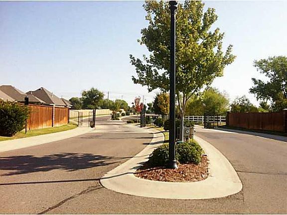 5th image of 4912 SW 129th St
