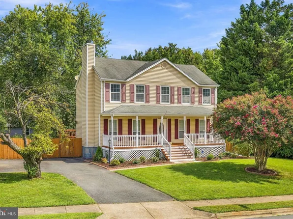 13457 Orangewood Dr, Woodbridge, VA 22193