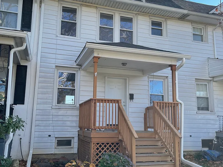 1412 Wood St — Photo 2