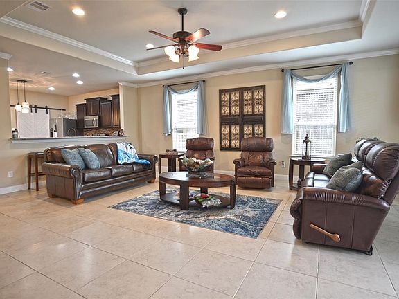 5th image of 1528 Tuscan Village Dr