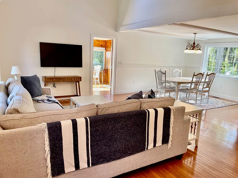11 Richard Rd — Photo 13