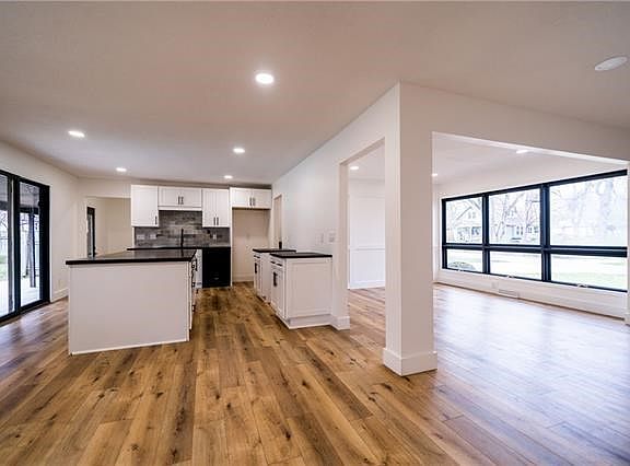 4th image of 11515 W 61st Ter