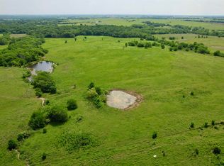 24101 S Davis Rd, Osage City, KS 66523