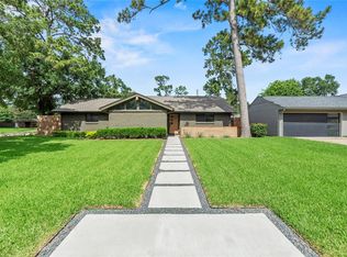 1754 Conrad Sauer Dr, Houston, TX 77043