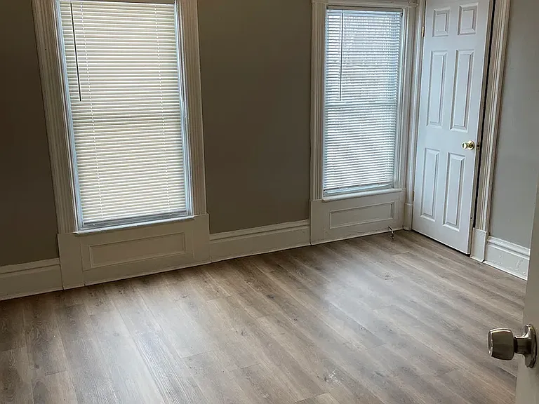 650 Emerson St #2 — Photo 7