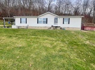41 W Main St, Jacksonville, OH 45740