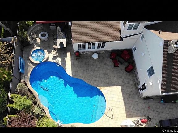 4th image of 159 Murray Drive