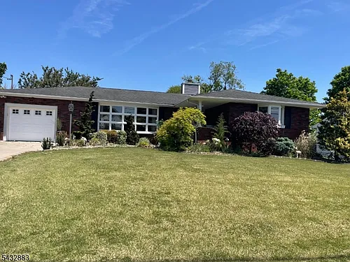 72 Meehan Ave Photo 1