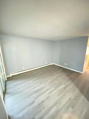 2044 Arlington Ave #1 — Photo 5