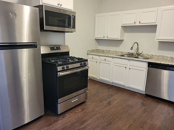 4th image of 264 Miller Ave