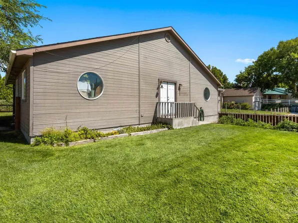 1009 E Stockton Rd, Parma, ID 83660