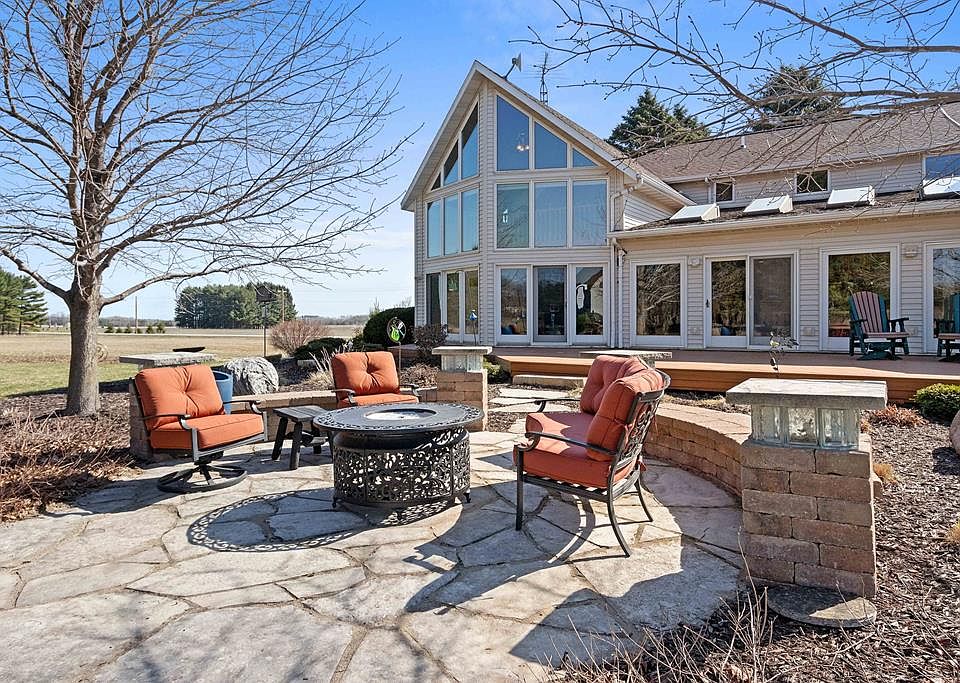 2205 S Shiloh Rd, Sturgeon Bay, WI 54235 Zillow
