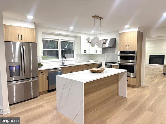 4th image of 657 N Wales Rd