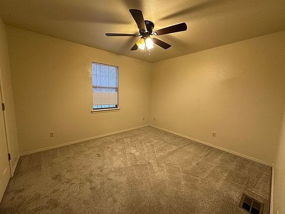 5th image of 225 E L St #3