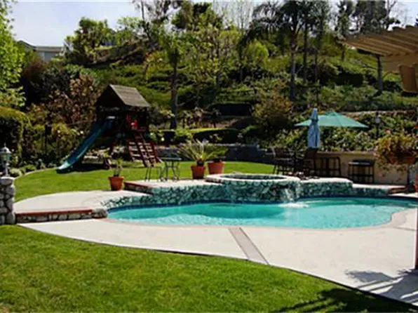 5359 E Big Sky Ln, Anaheim, CA 92807
