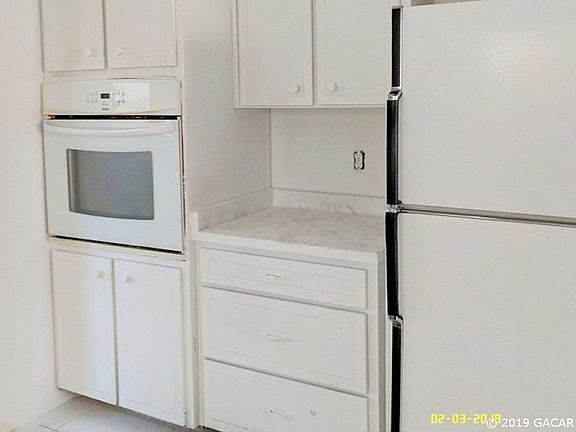 4th image of 4520 NW 19th Ave