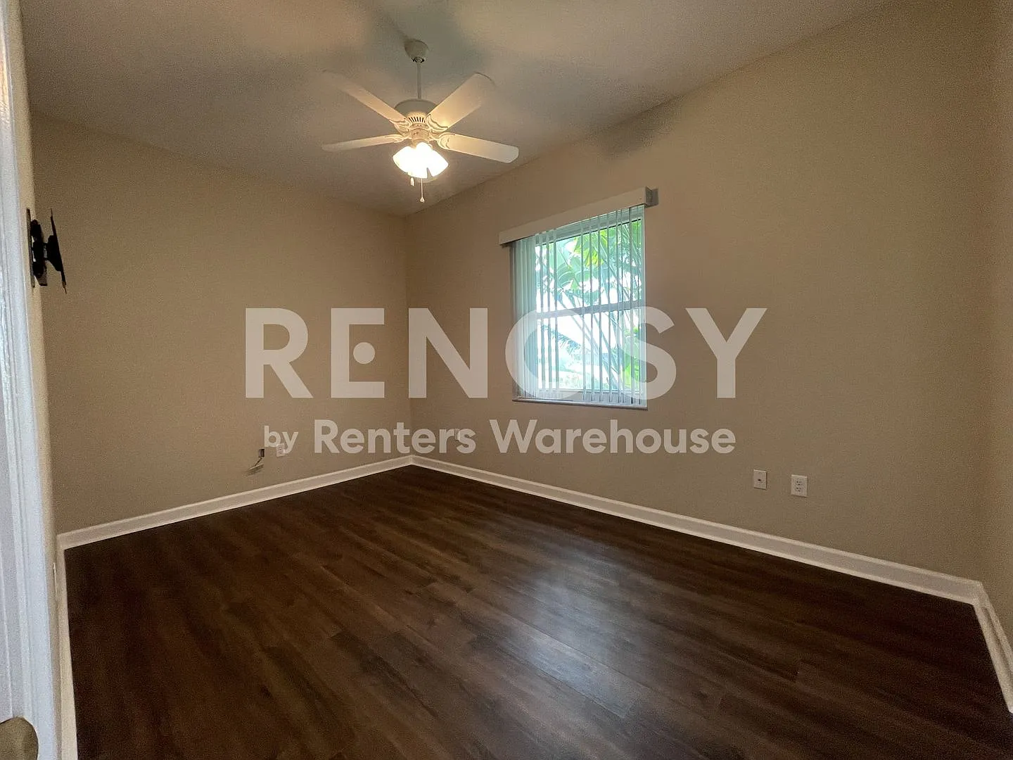 $4000 Move-in by Sept 1 Incentive value - Executive 4/3/3 Pool Home with Office — Photo 3