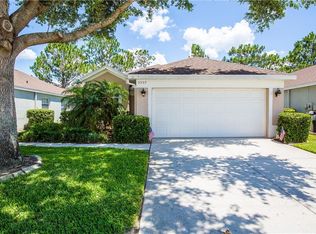 5550 Cannonade Dr, Zephyrhills, FL 33544