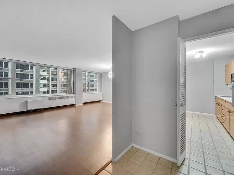 4250 N Marine Dr #1413 — Photo 20