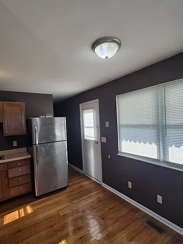 1307 Beverly Ave Photo 1