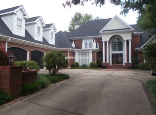 6 Baronne Ct, Greer, SC 29650