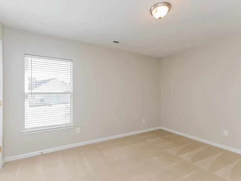 4716 Potters Glen Rd — Photo 12