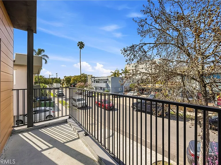 10156 Regent — Photo 10