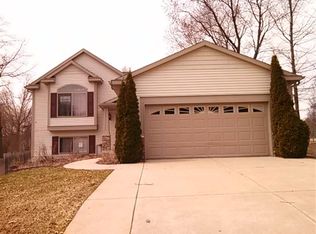 5245 Rischow Dr SW, Wyoming, MI 49509