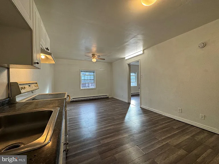 222 Long Ln #2F — Photo 16