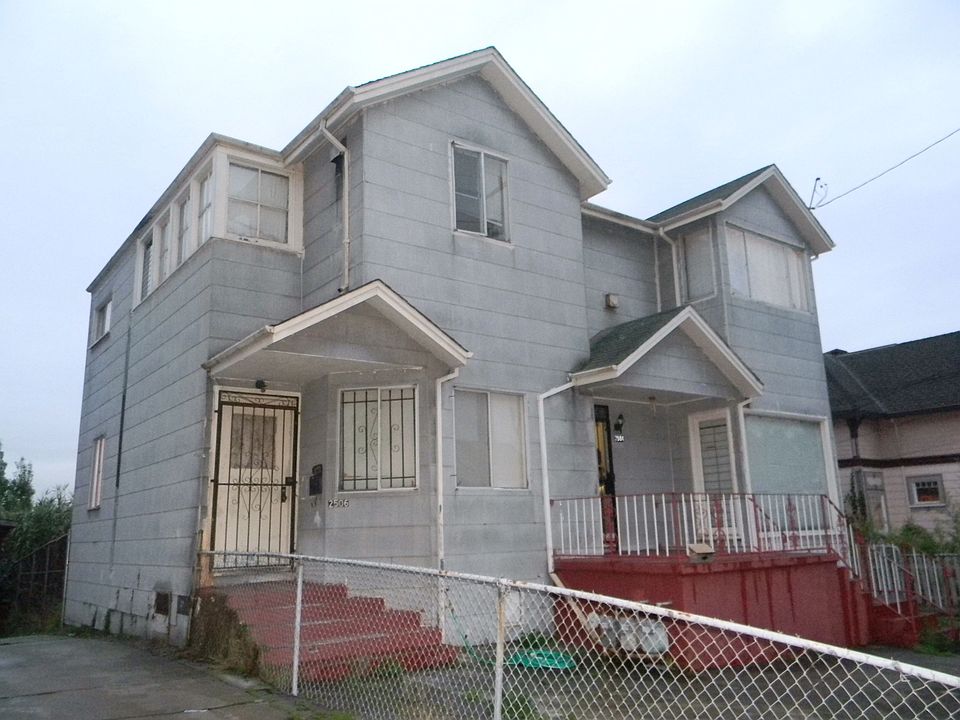 2504 10th Ave Triplex