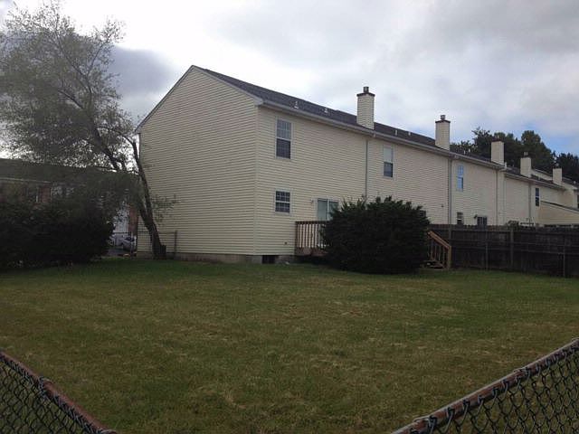 2nd image of 2 Silktree Ct