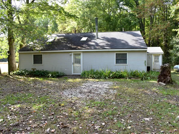 13357 Tuttlehill Rd, Milan, MI 48160